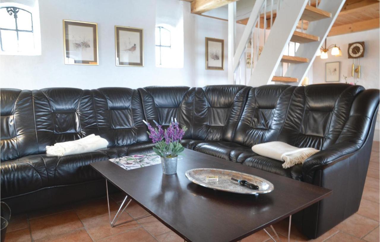 Lovely Home In Give With House A Panoramic View 외부 사진